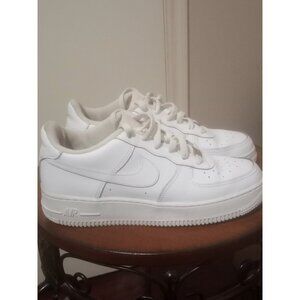Nike GS Air Force 1 LE '07 Triple White 7y / 8.5 Women DH2920-111